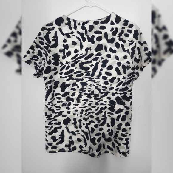 Tail Jungle Cat Print Active Top Medium - Picture 2 of 4